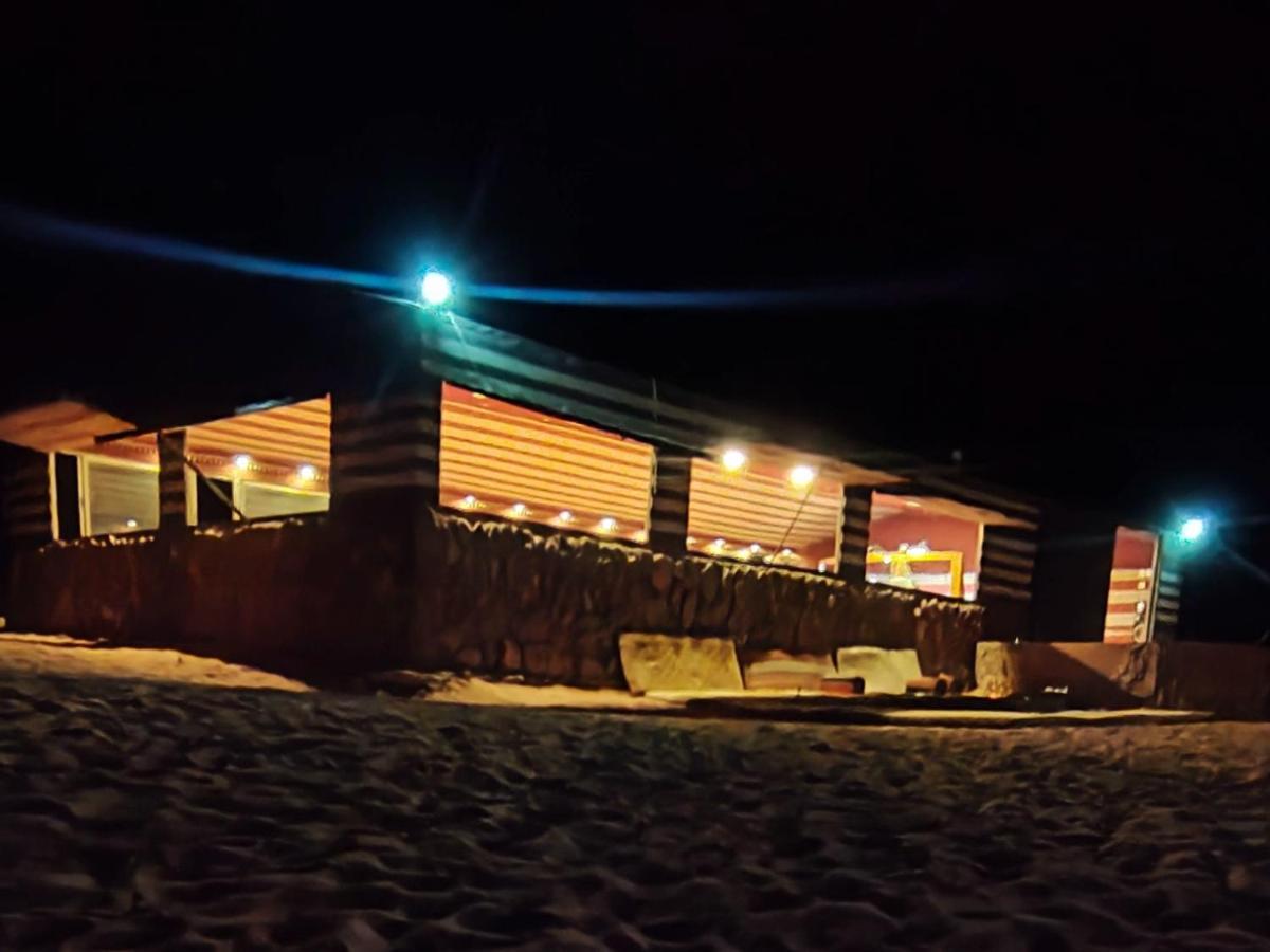 Отель Rotana Camp Вади-Рам Экстерьер фото