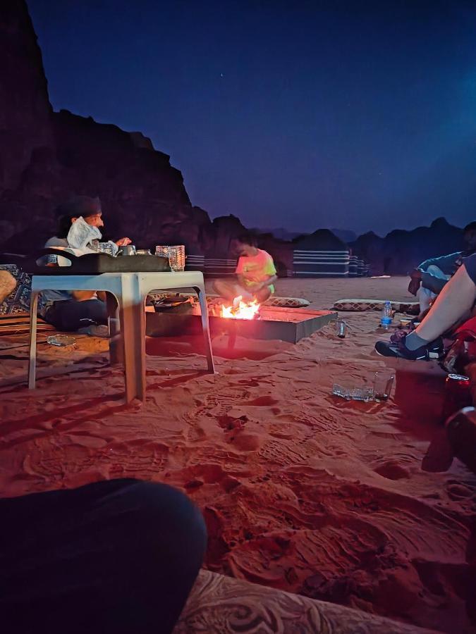 Отель Rotana Camp Вади-Рам Экстерьер фото